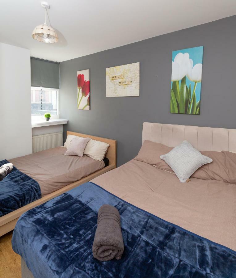 3 Bedroom Apartment Newcastle City Centre Exterior photo